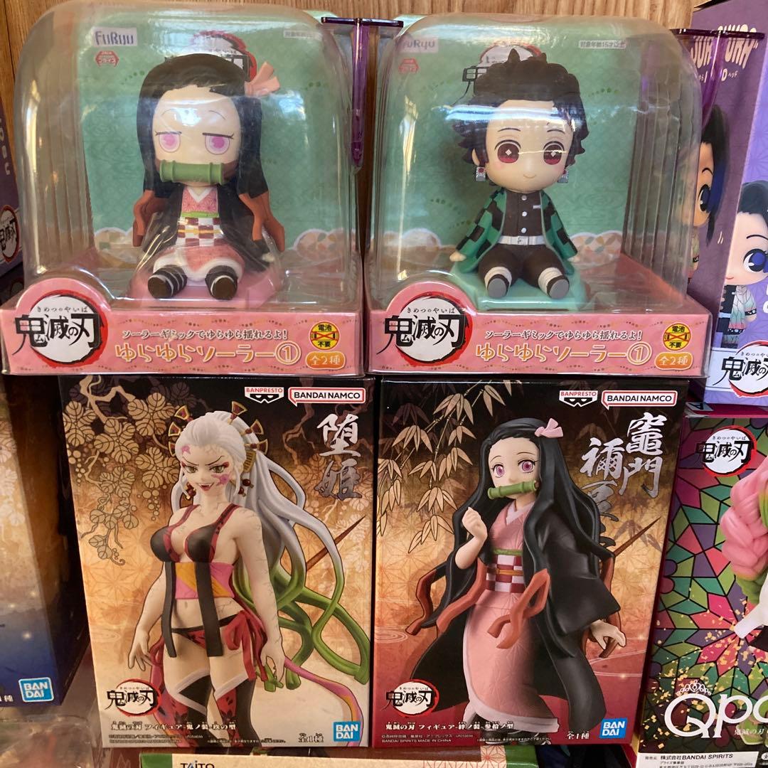 ドラゴンボール等ジャンプ 系大人気フィギュア４４体まとめ売り