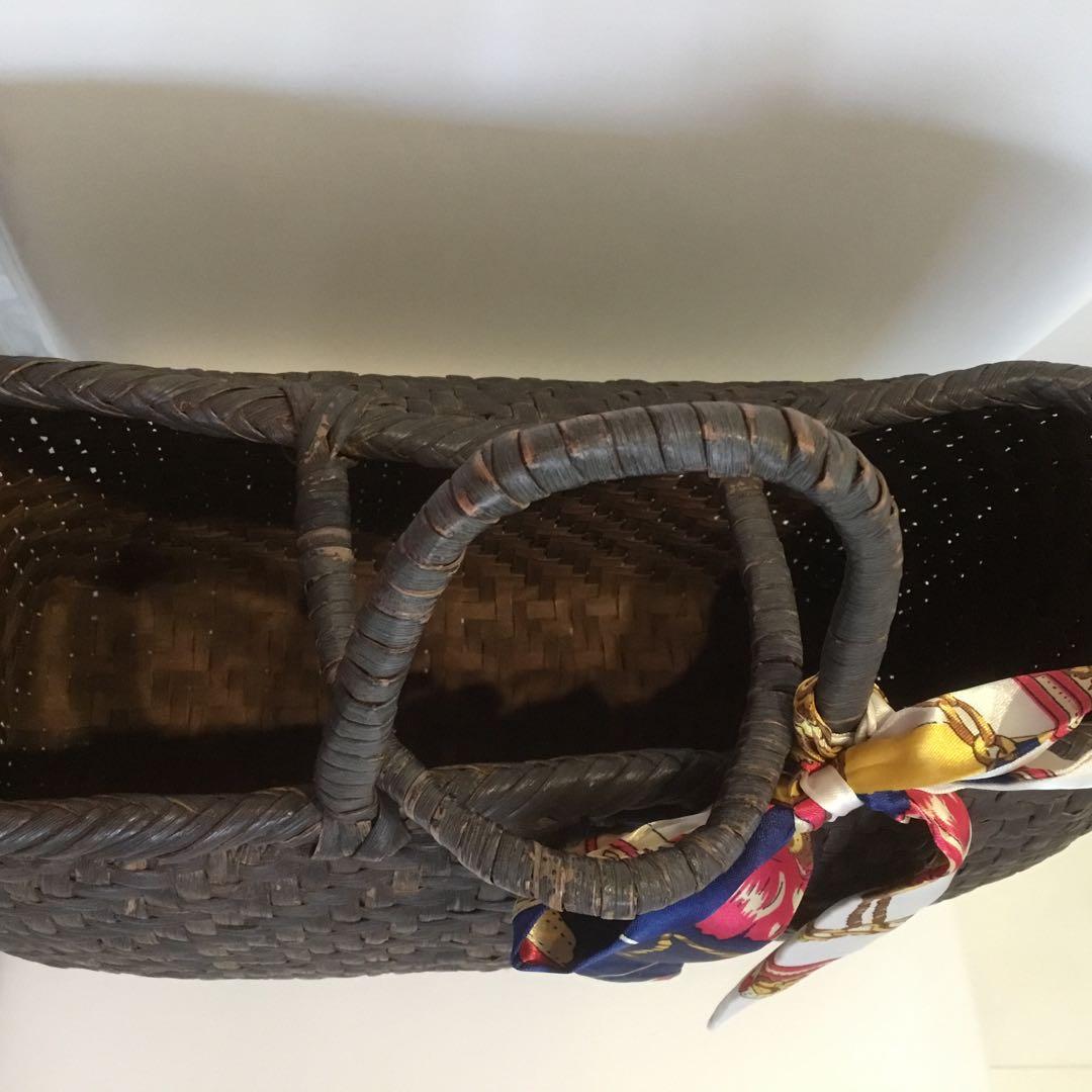 ダークブラウンかごバッグ スカーフ付き　山ぶどう手作り