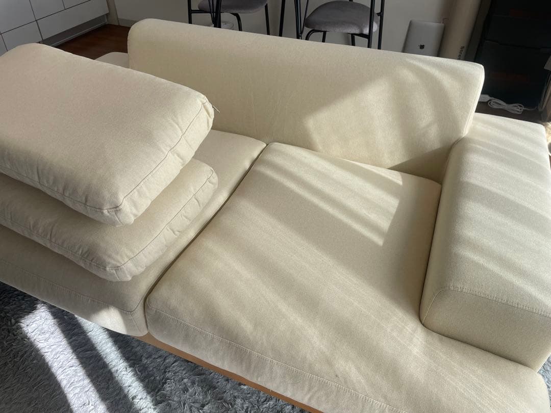 【極美品】MUTUKI 2人掛けソファー ベージュ 無垢 ナチュラル　北欧