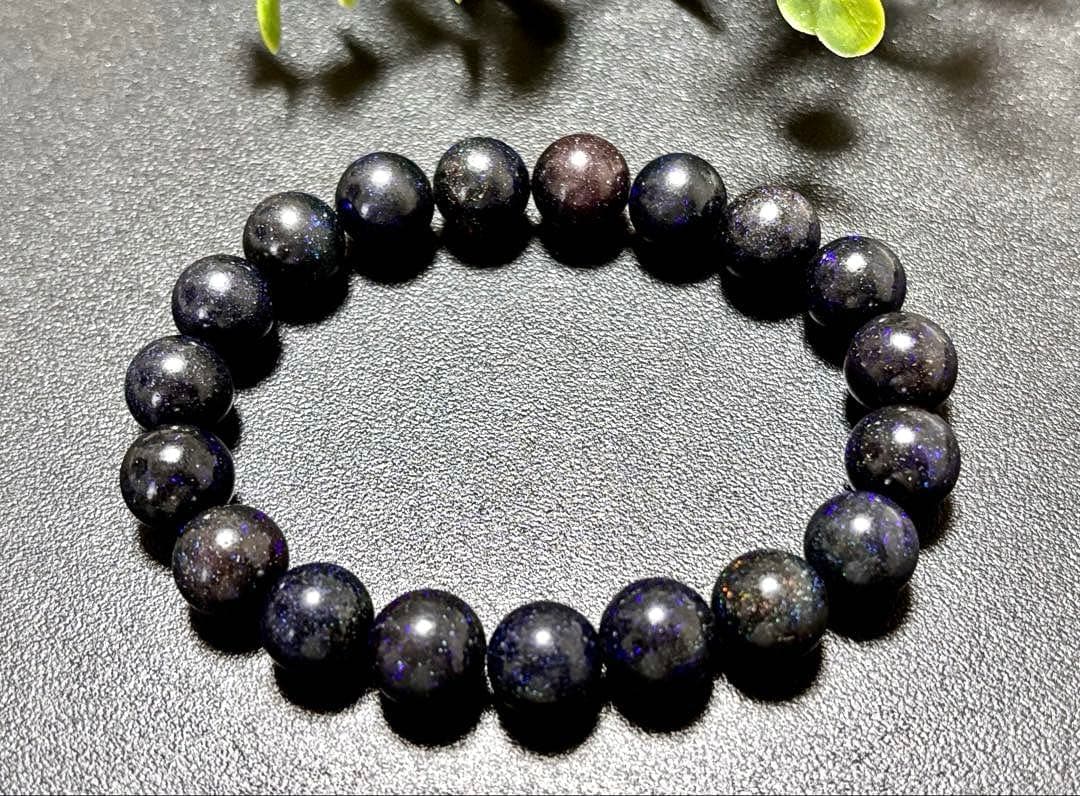 最高品質　超希少入手困難　神秘的な宇宙の輝き　コスモブラックマトリックスオパール