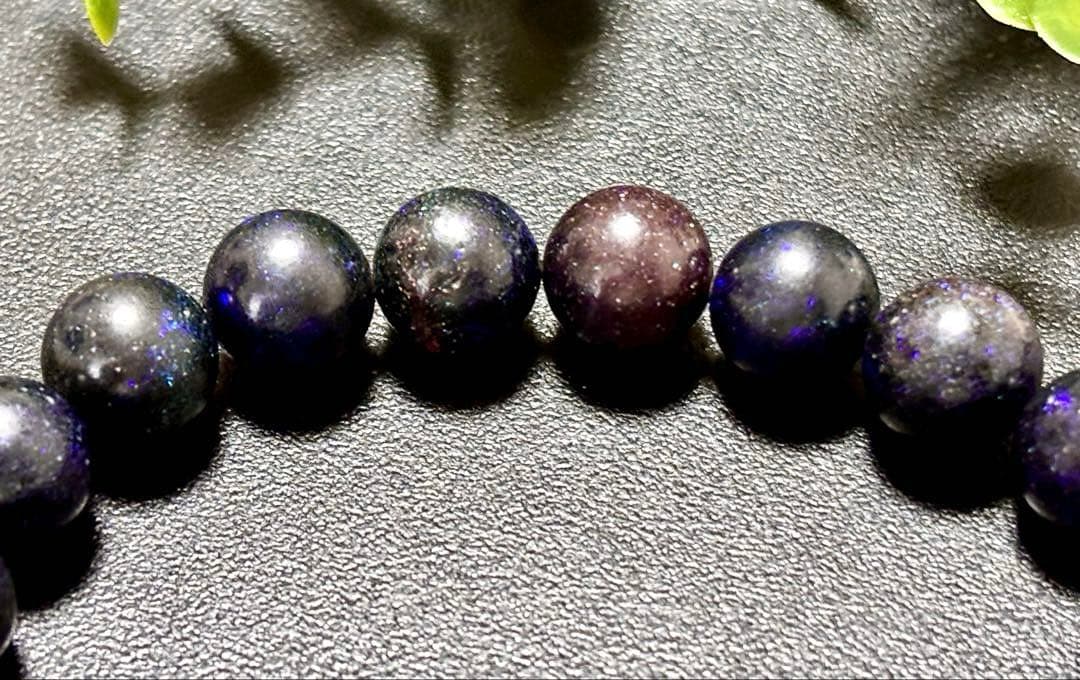 最高品質　超希少入手困難　神秘的な宇宙の輝き　コスモブラックマトリックスオパール