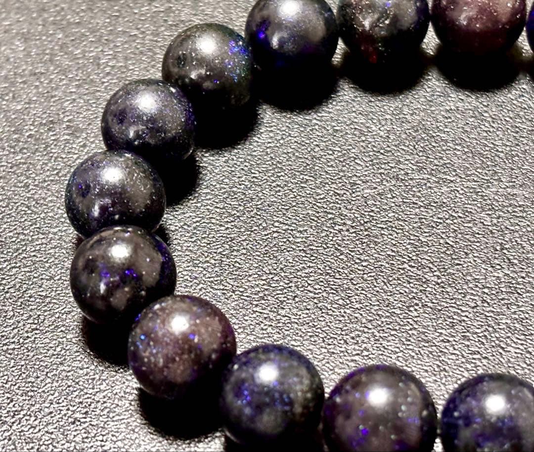 最高品質　超希少入手困難　神秘的な宇宙の輝き　コスモブラックマトリックスオパール