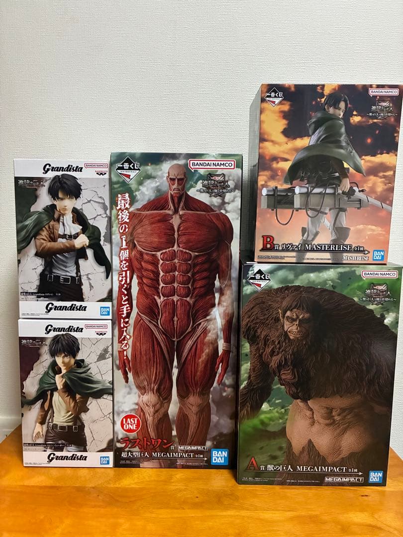 進撃の巨人　一番くじ　フィギュア