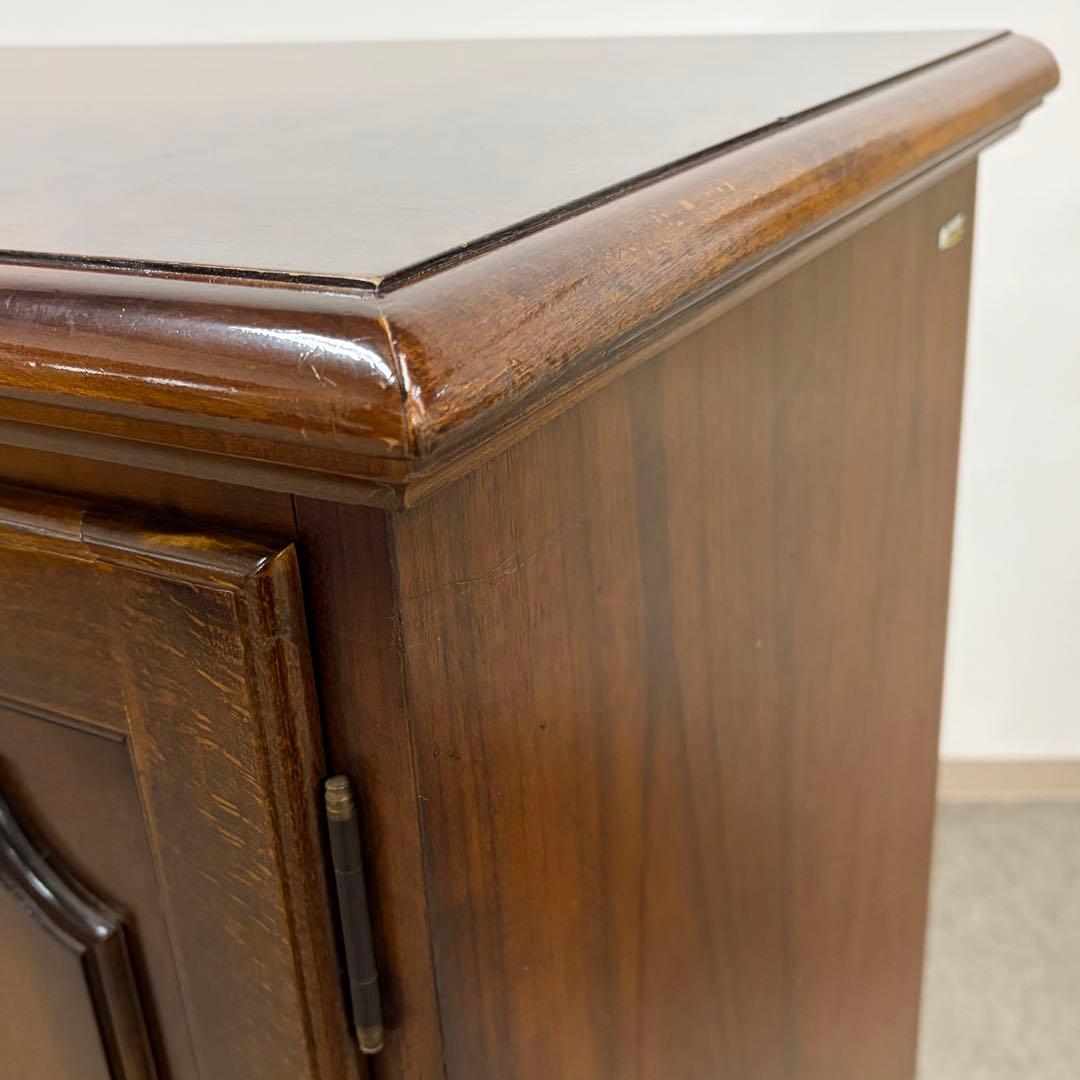 【カリモク】\"コロニアル\" サイドボード