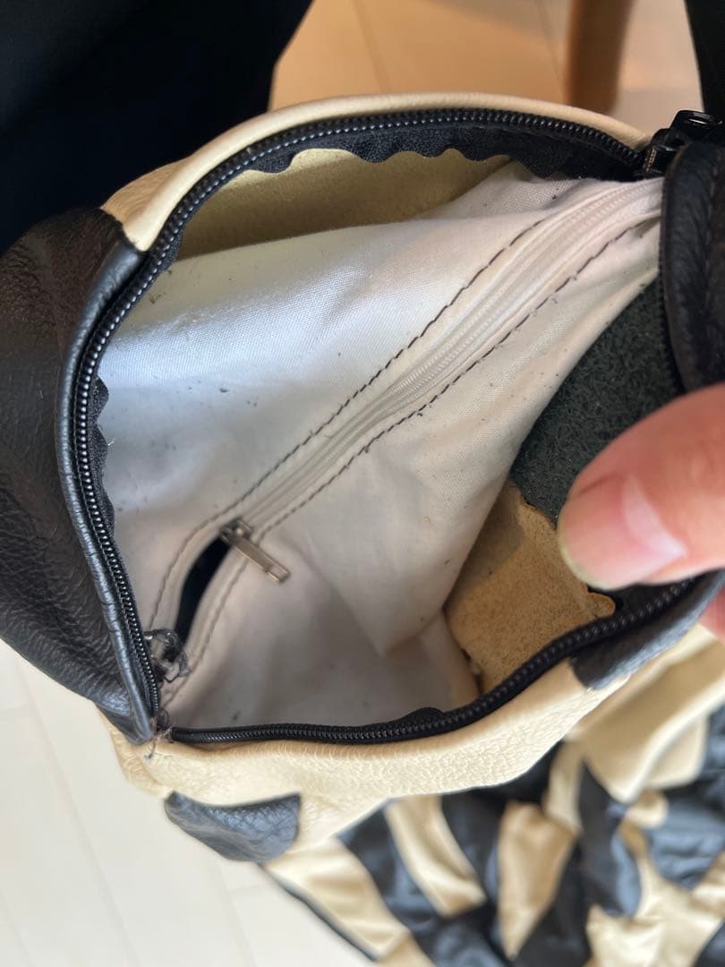 【値下げ】ビーズソファ　1人掛け　革製