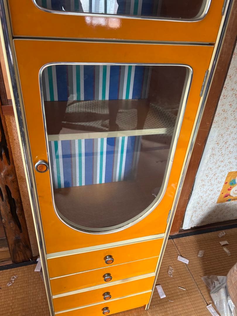 食器棚 昭和レトロ レトロポップ オレンジ イエロー キャビネット 収納棚 本棚