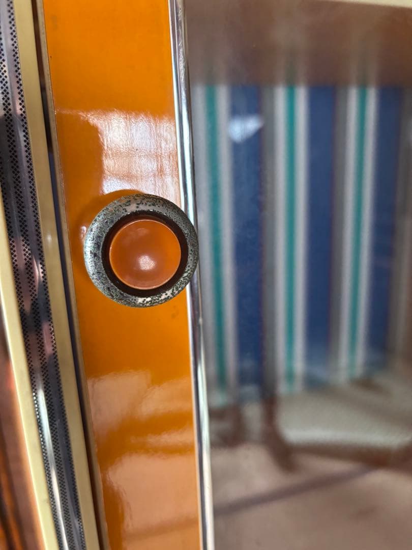 食器棚 昭和レトロ レトロポップ オレンジ イエロー キャビネット 収納棚 本棚