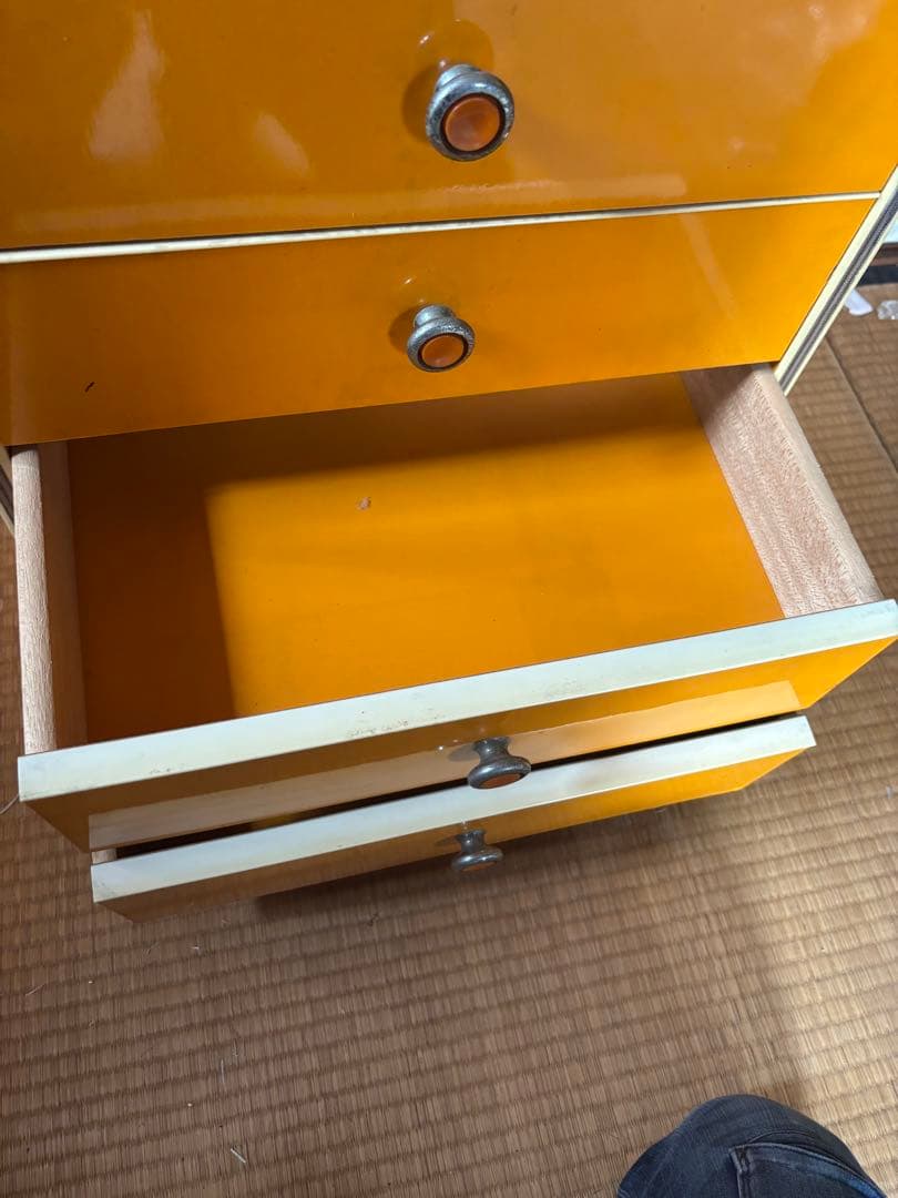 食器棚 昭和レトロ レトロポップ オレンジ イエロー キャビネット 収納棚 本棚