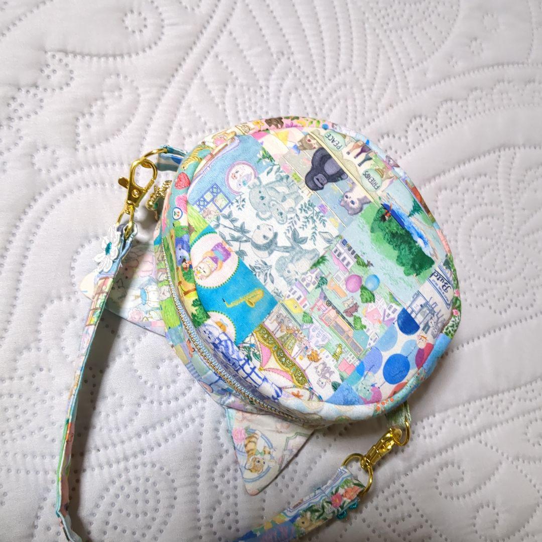 新柄…ユキエモンアニバーサリーパッチワーク ブルー系…コロンと猫ポーチ