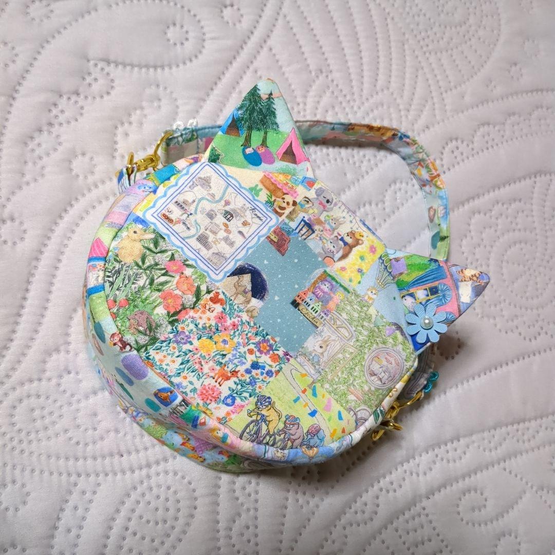 新柄…ユキエモンアニバーサリーパッチワーク ブルー系…コロンと猫ポーチ