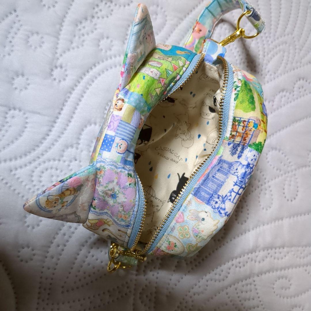 新柄…ユキエモンアニバーサリーパッチワーク ブルー系…コロンと猫ポーチ