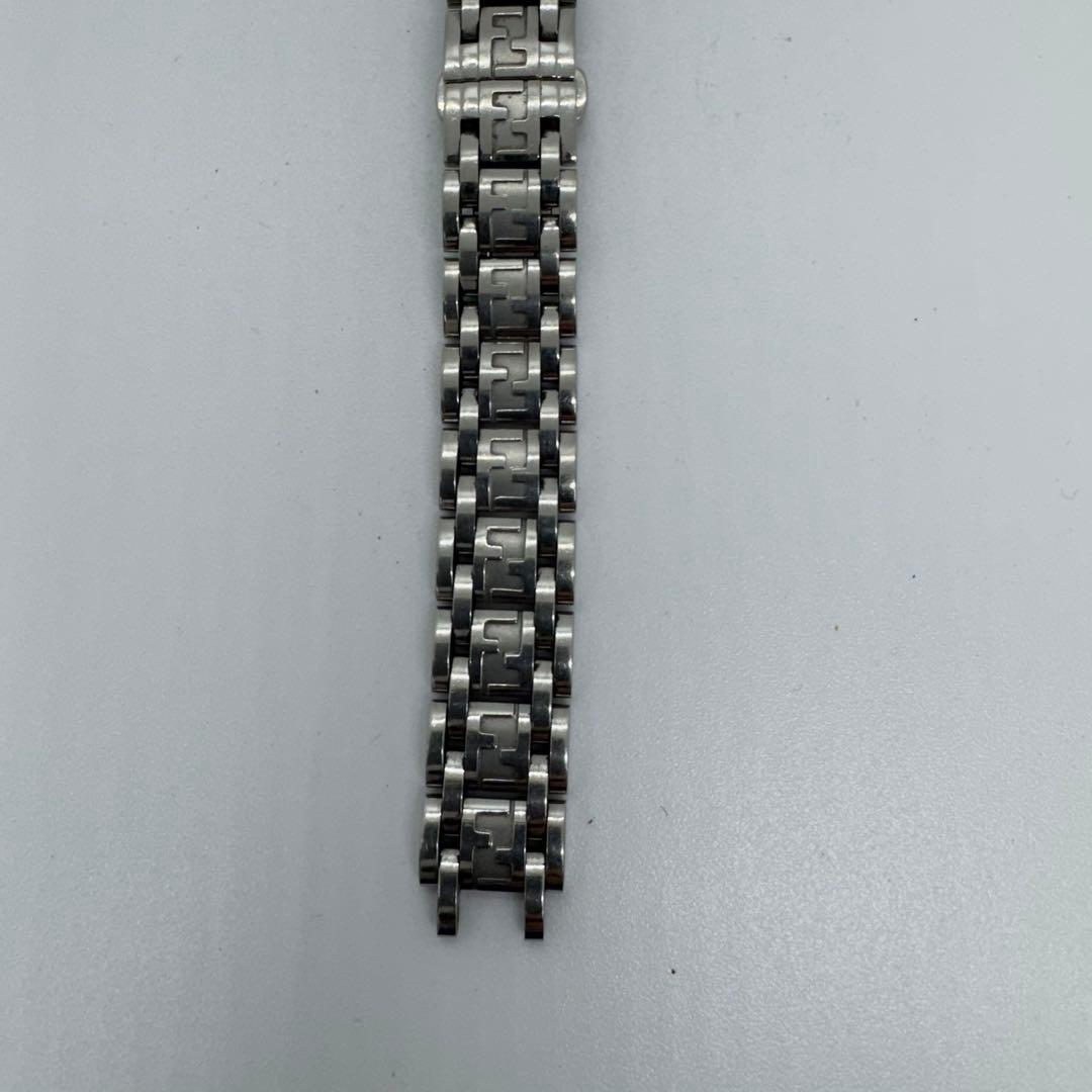 ✨FENDI✨フェンディ✨クォーツ✨ブラック文字盤✨シルバー✨腕時計✨