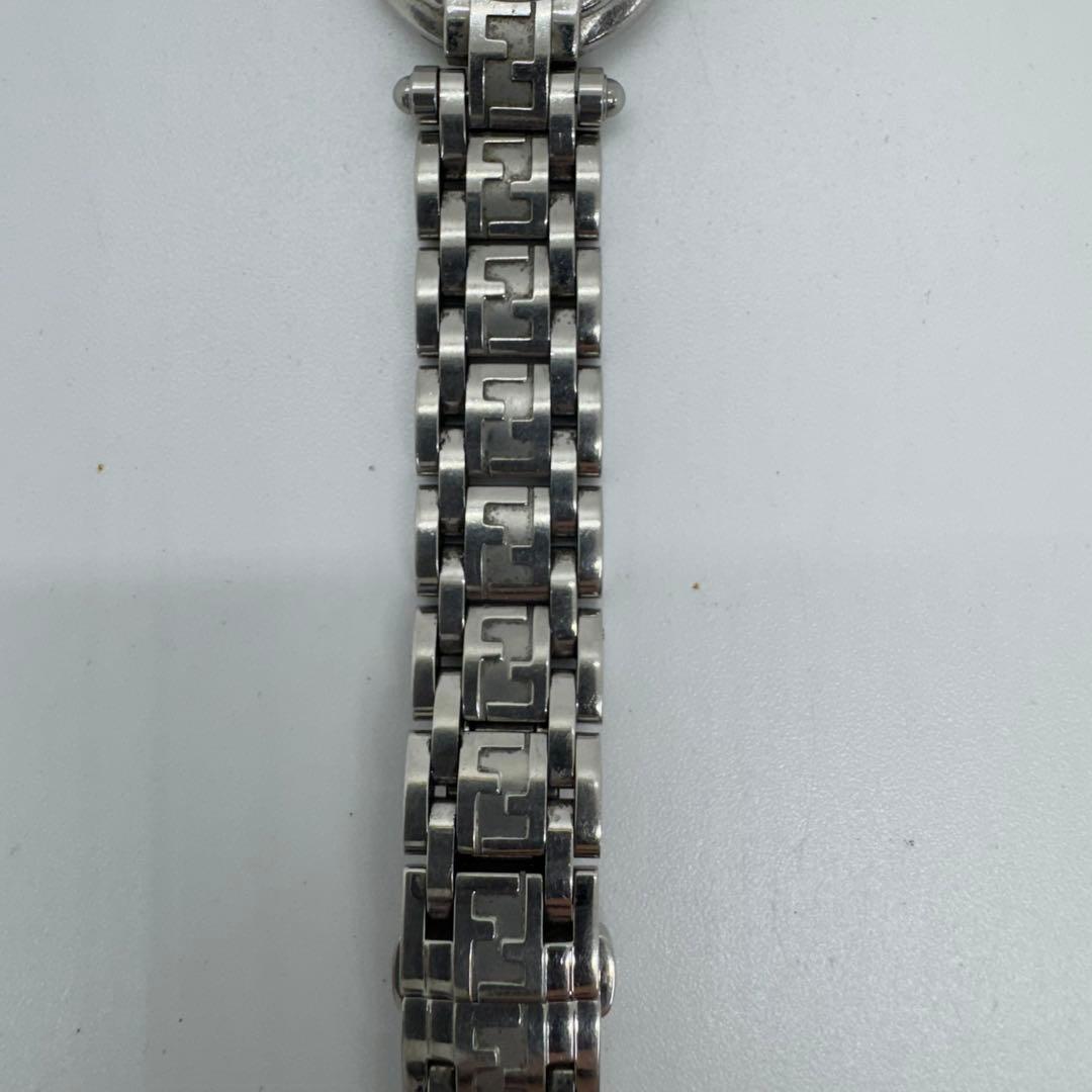 ✨FENDI✨フェンディ✨クォーツ✨ブラック文字盤✨シルバー✨腕時計✨