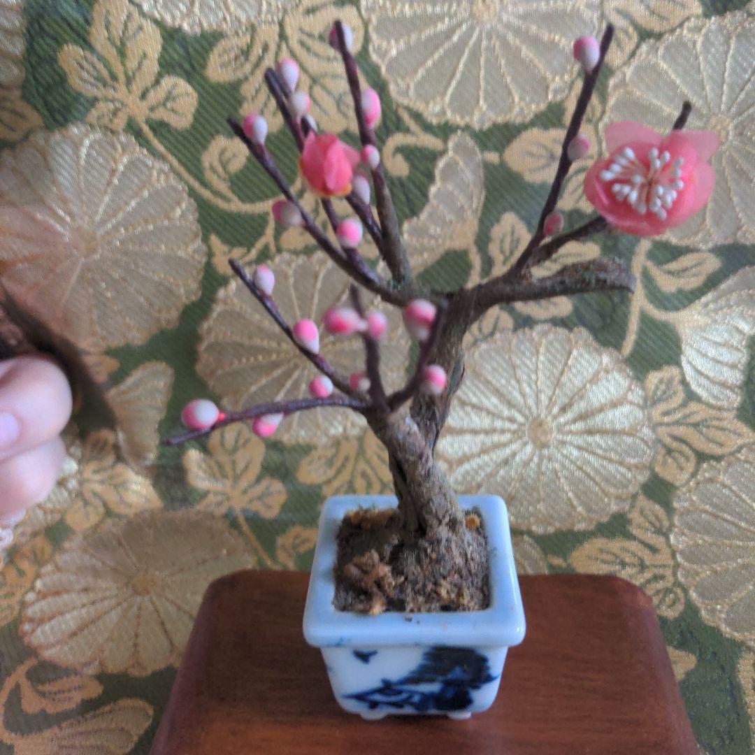 【最終価格】紅白梅豆盆栽（作り物）ミニサイズ 置物（花台付）一対