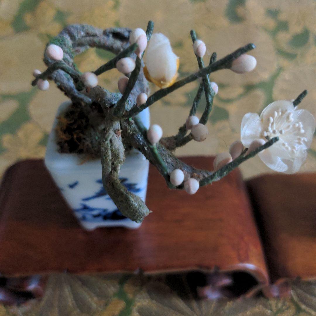 【最終価格】紅白梅豆盆栽（作り物）ミニサイズ 置物（花台付）一対