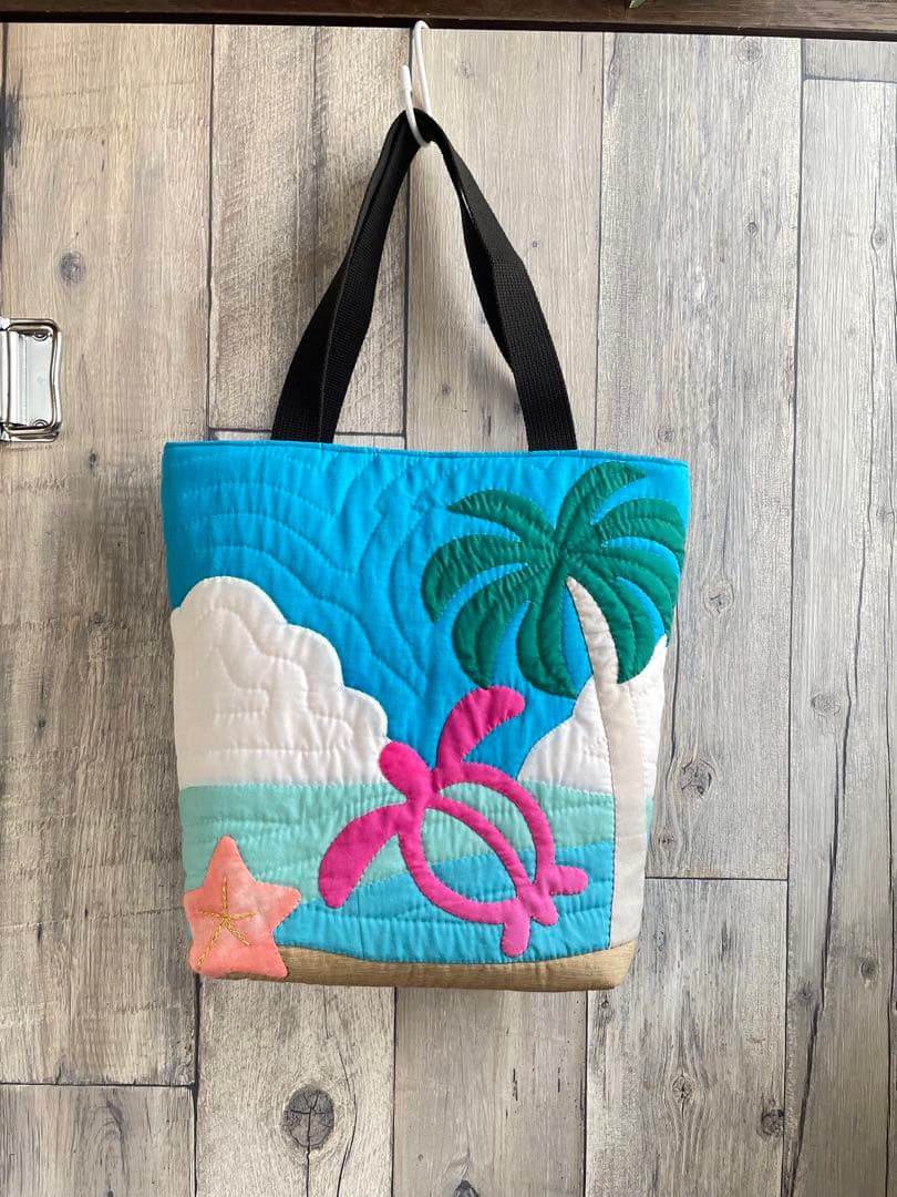 ハワイアンキルトバック♡夏を感じるハンドメイドバック　サーフボード　ホヌ