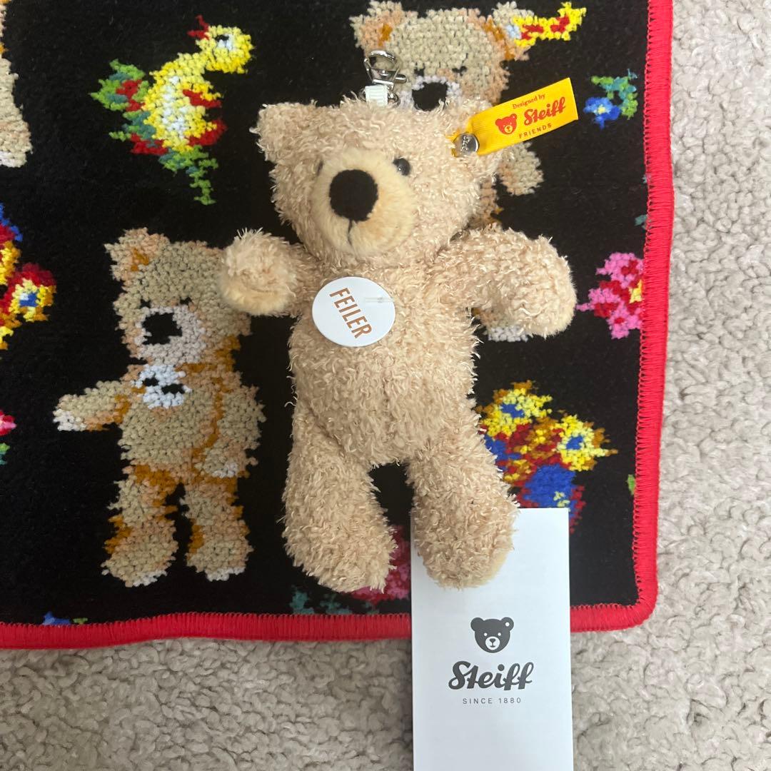 フェイラー✖️シュタイフ　コラボ　ハンカチ&テディベアチャームセット