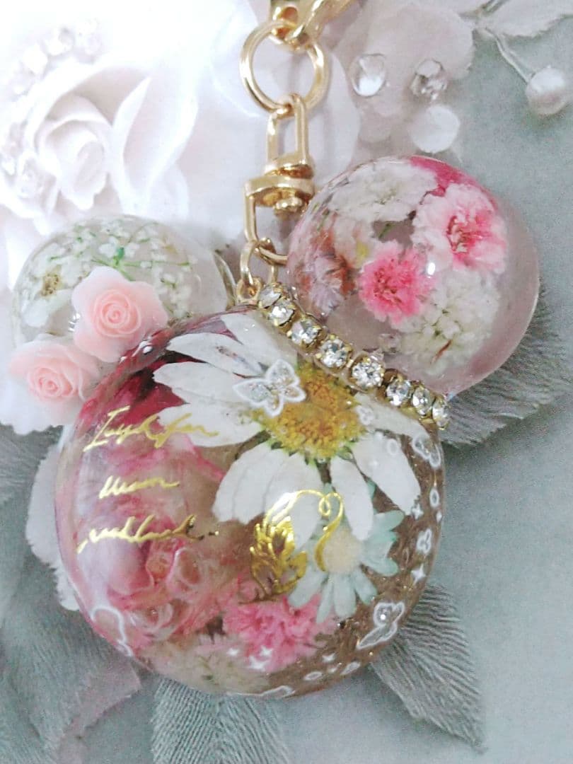 まっちゃん様 オルゴナイト くまちゃん チャーム 2点 お纏め - メルカリ