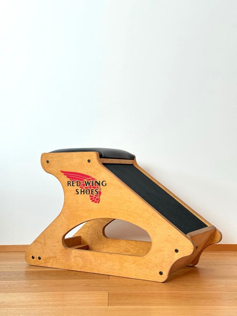RED WING レッドウィング フィッティングスツール（作業用チェア)店舗
