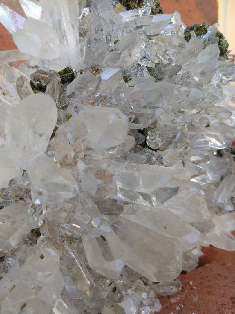 水晶 エピドート 共生クラスター　3.5kg－ｍｔ582