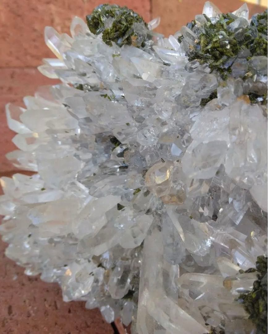 水晶 エピドート 共生クラスター　3.5kg－ｍｔ582