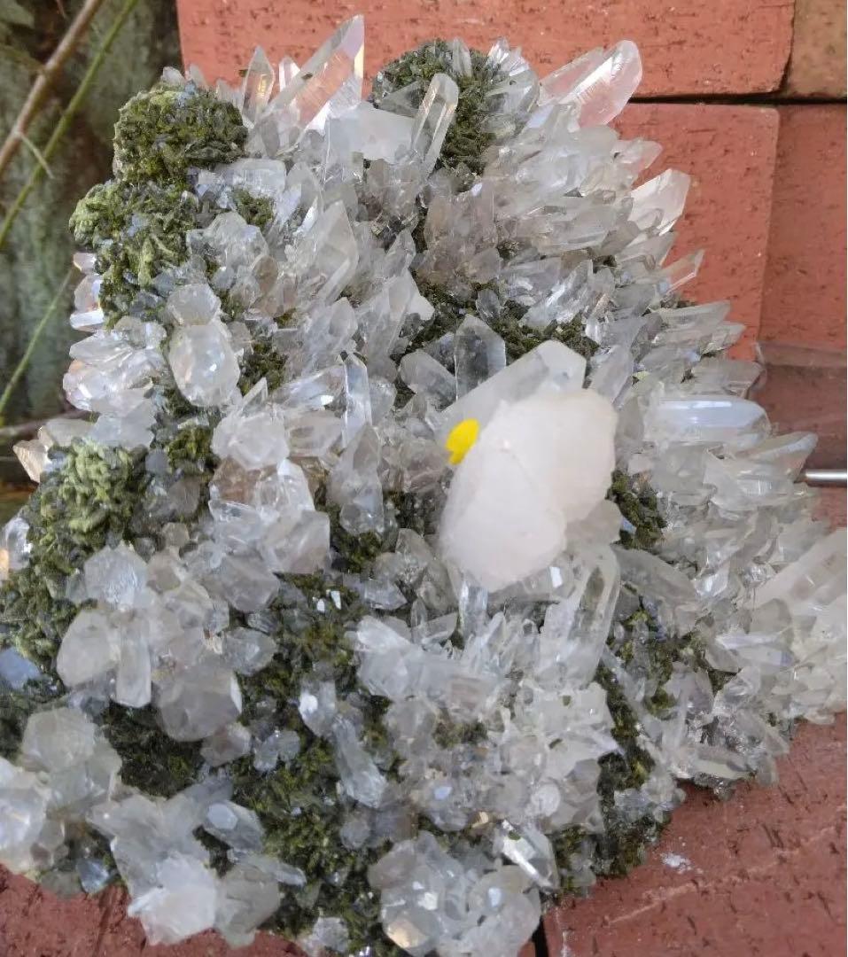 水晶 エピドート 共生クラスター　3.5kg－ｍｔ582