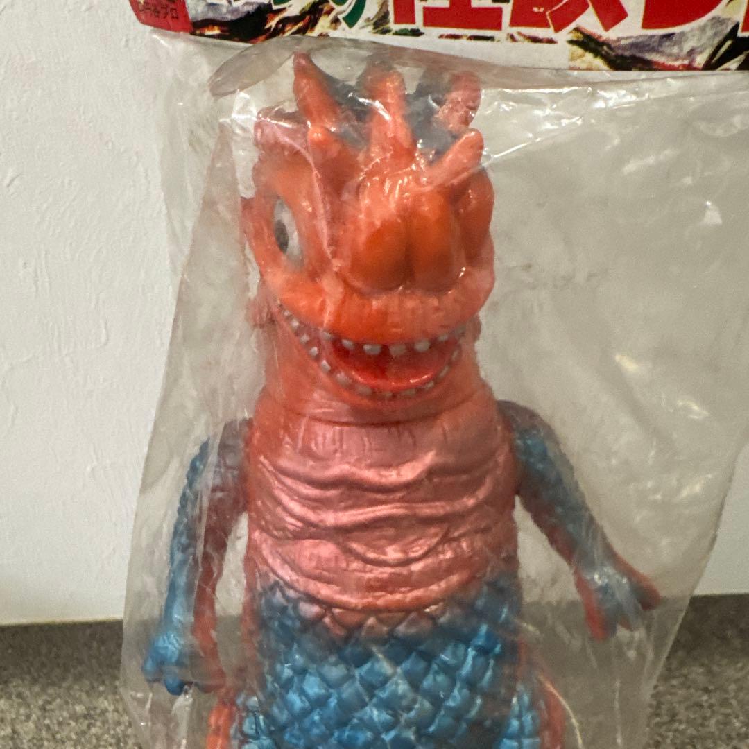 ブルマァク　怪獣シリーズ　未開封　ソフビ　復刻版　ベムラー　バンダイ　おもちゃ