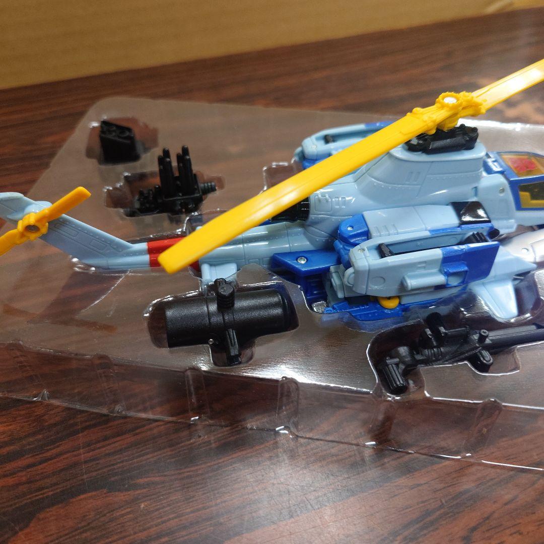 トランスフォーマーレジェンズ ホワール　LG 05 フィギュア