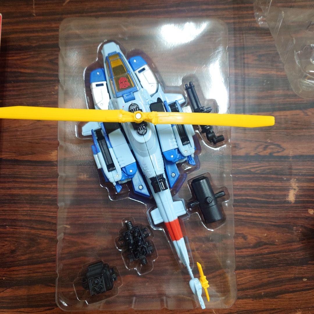 トランスフォーマーレジェンズ ホワール　LG 05 フィギュア