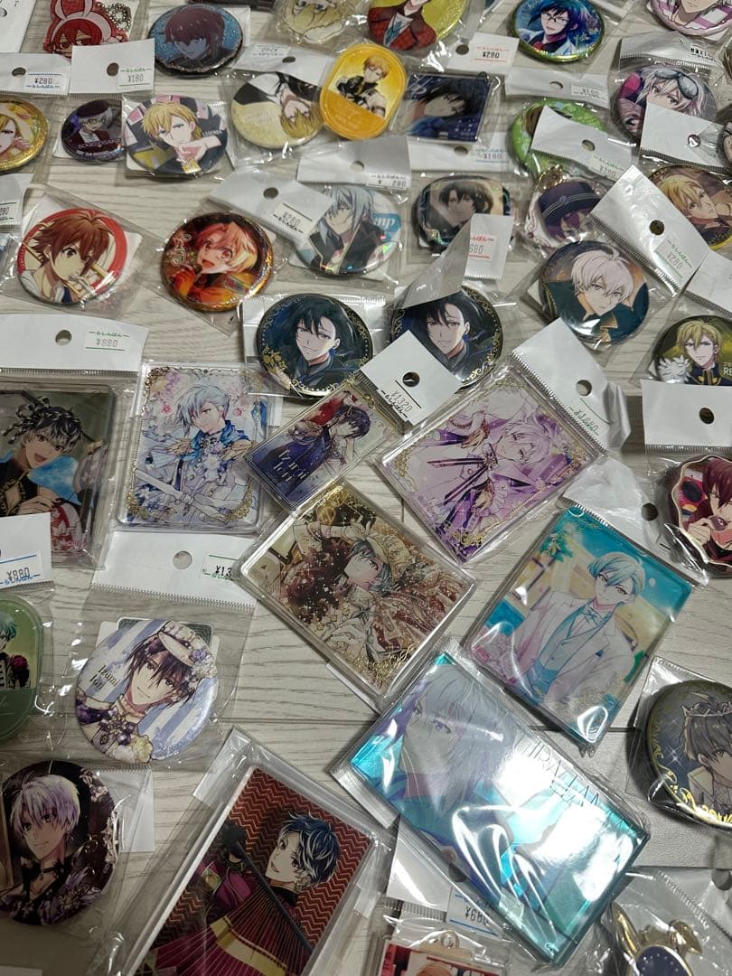 アイナナ/アイドリッシュセブンIDOLiSH7大量まとめ売り - メルカリ