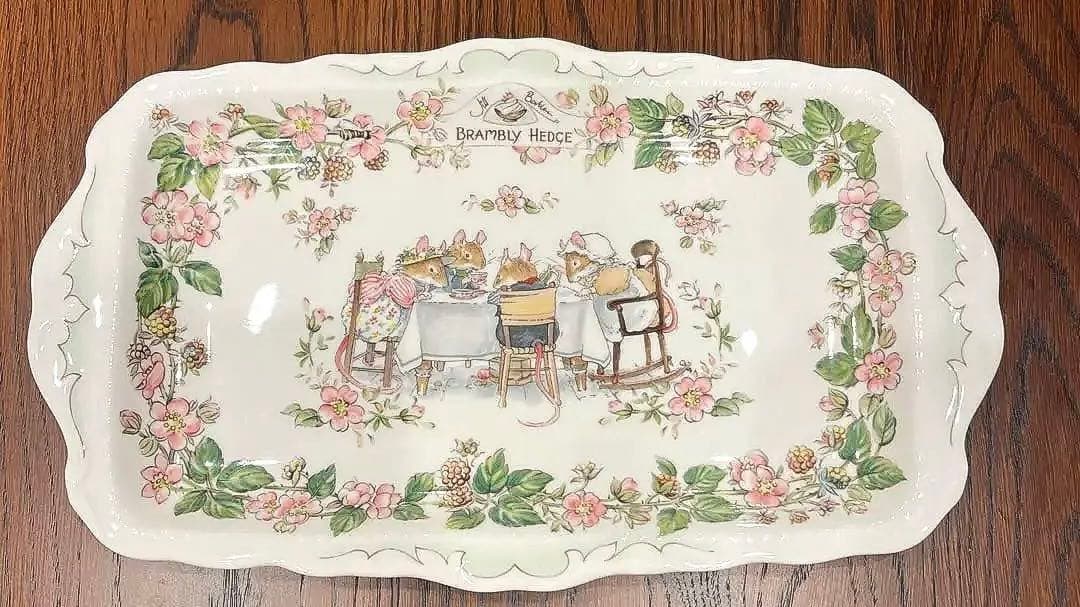 ロイヤルドルトン ブランブリーヘッジ サンドイッチトレイ 長皿の通販
