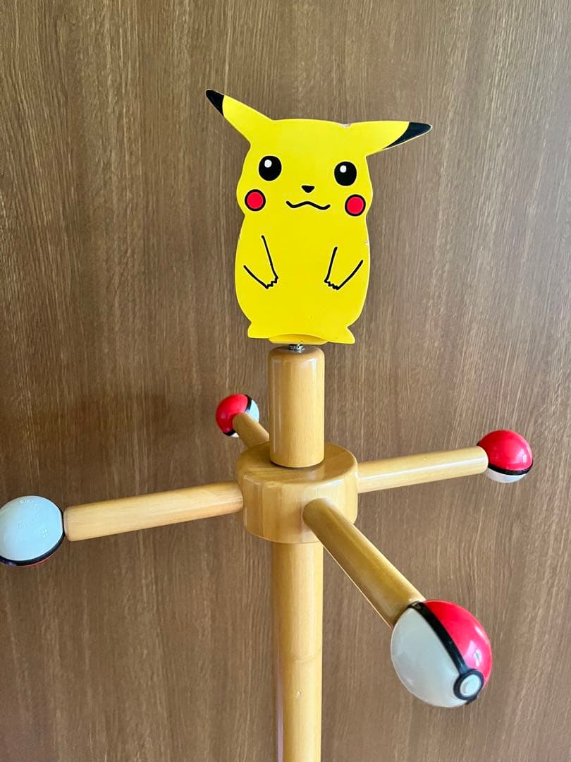 ポケモン ポケモン ピカチュウ 木製ラック ポールハンガー ポール
