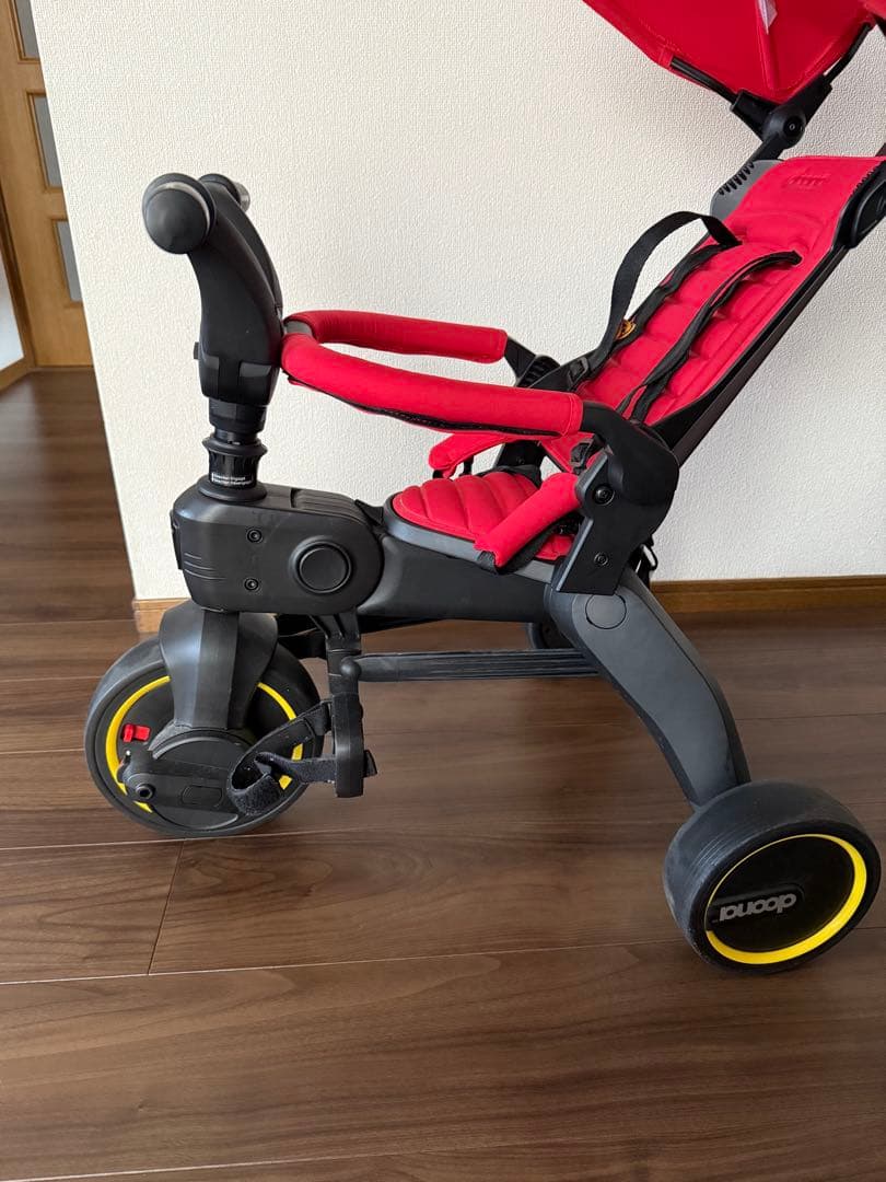 専用⭐︎美品doona 折り畳み三輪車 LIKI trike　レッド⭐︎