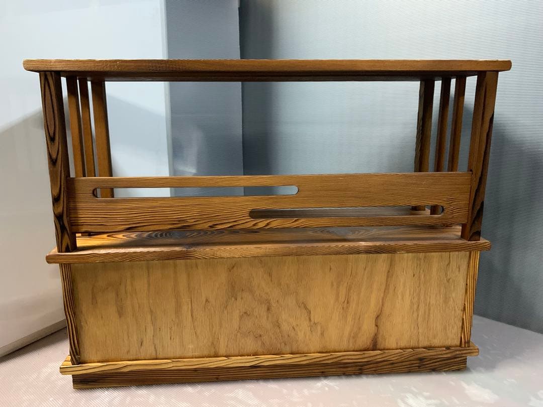 天然木 杉 小ぶりな水屋 箪笥 たんす 茶箪笥 古民家 和家具 アンティーク