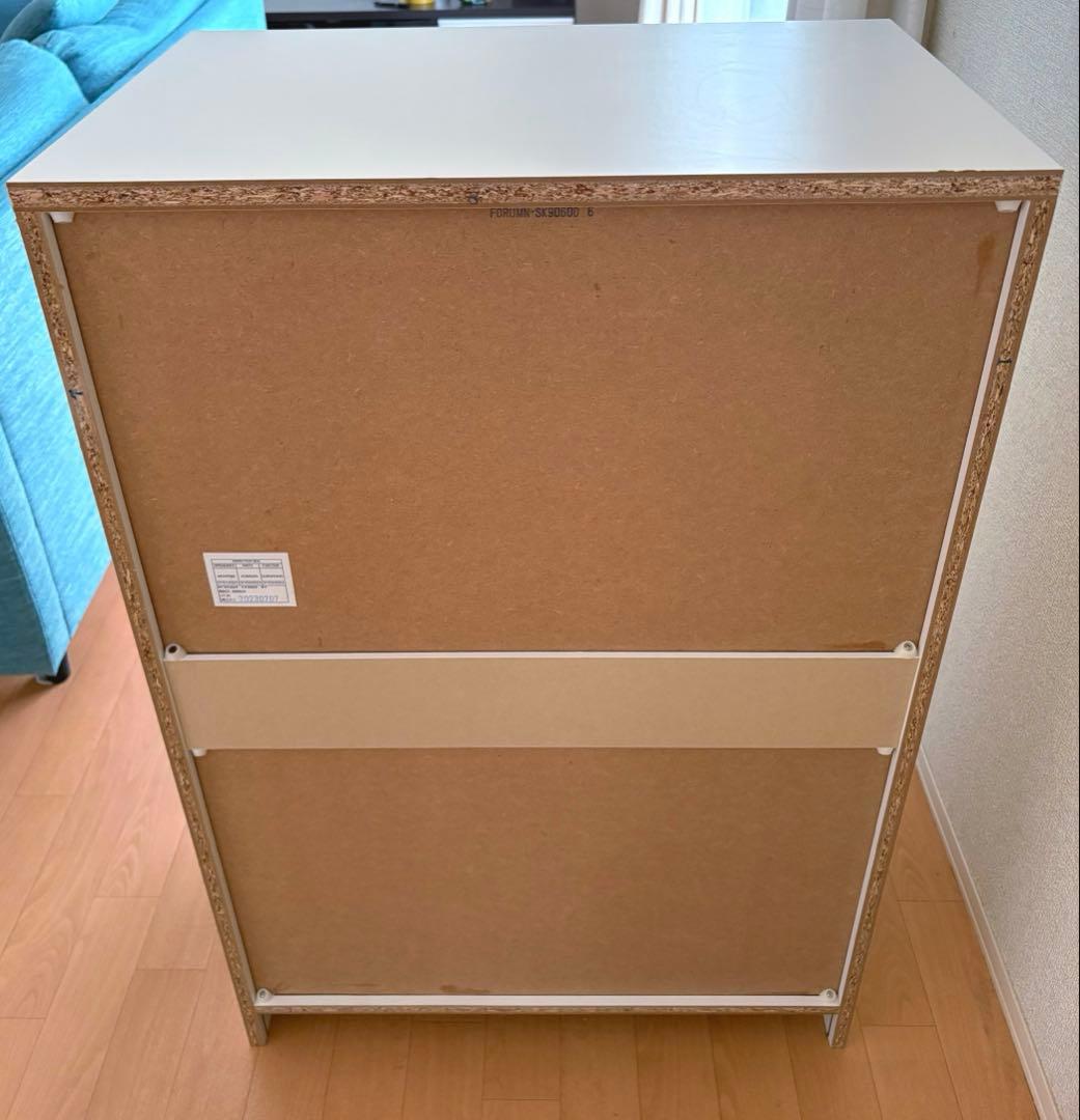 【美品】ニトリキャビネット 食器棚 フォルムNガラス扉付き