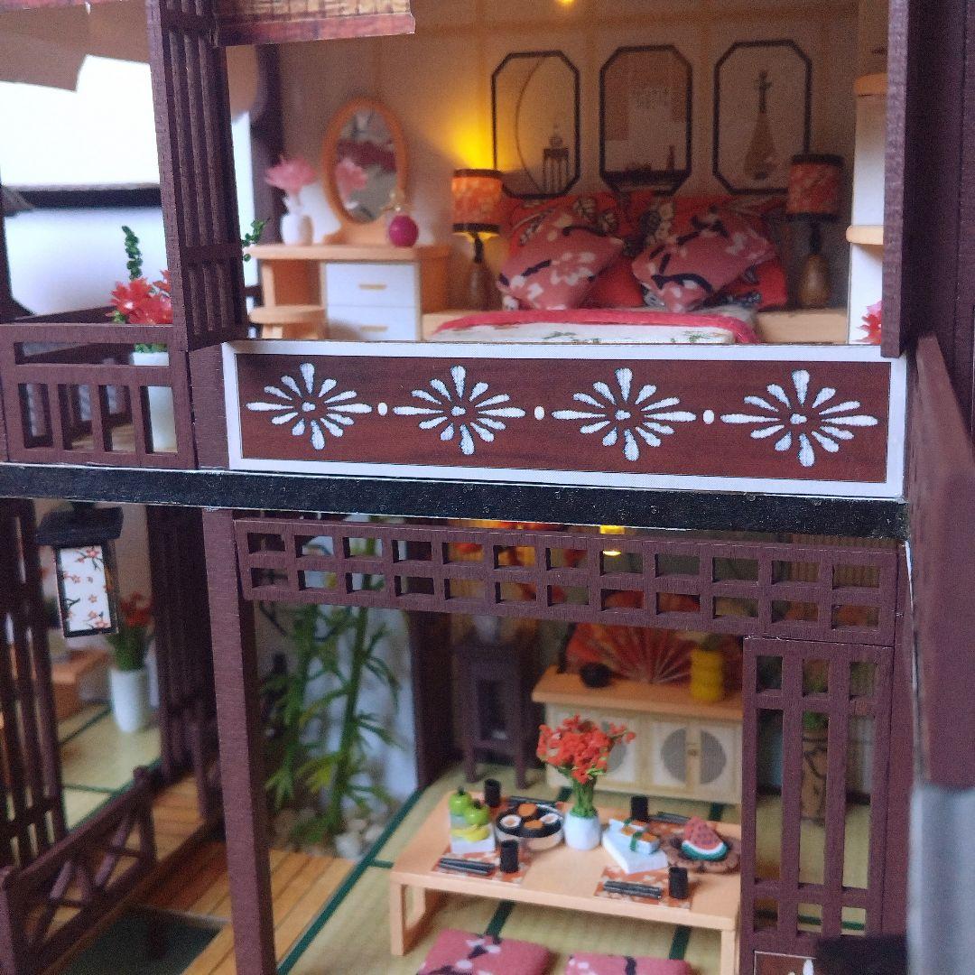 ドールハウス完成品【和風旅館】LEDライト、オルゴール、ケース、ミニフィギュア付