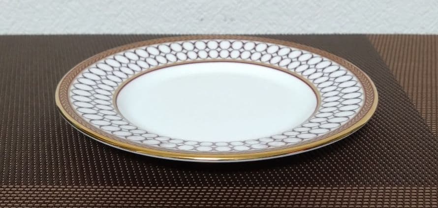 ウェッジウッド・ルネッサンス レッド プレート『15.5cm』