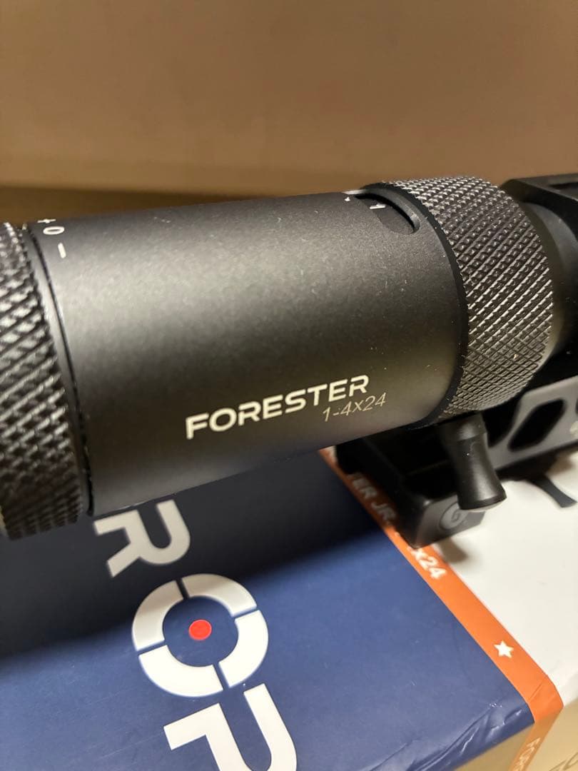 ベクターオプティクス　FORESTER JR. 1-4x24 ガイズリーマウント