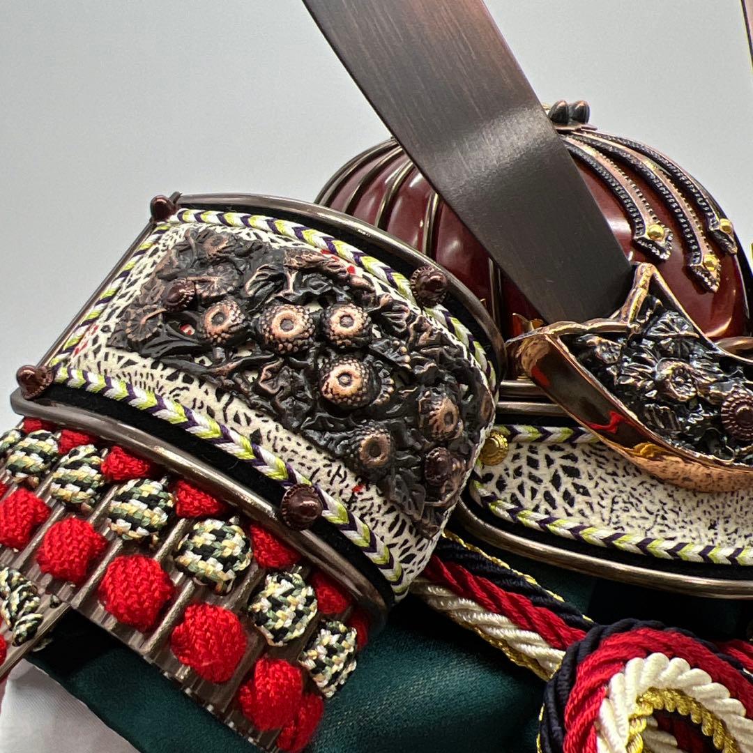 端午の節句　五月人形飾り　兜10号正絹　京極　銅鎧金