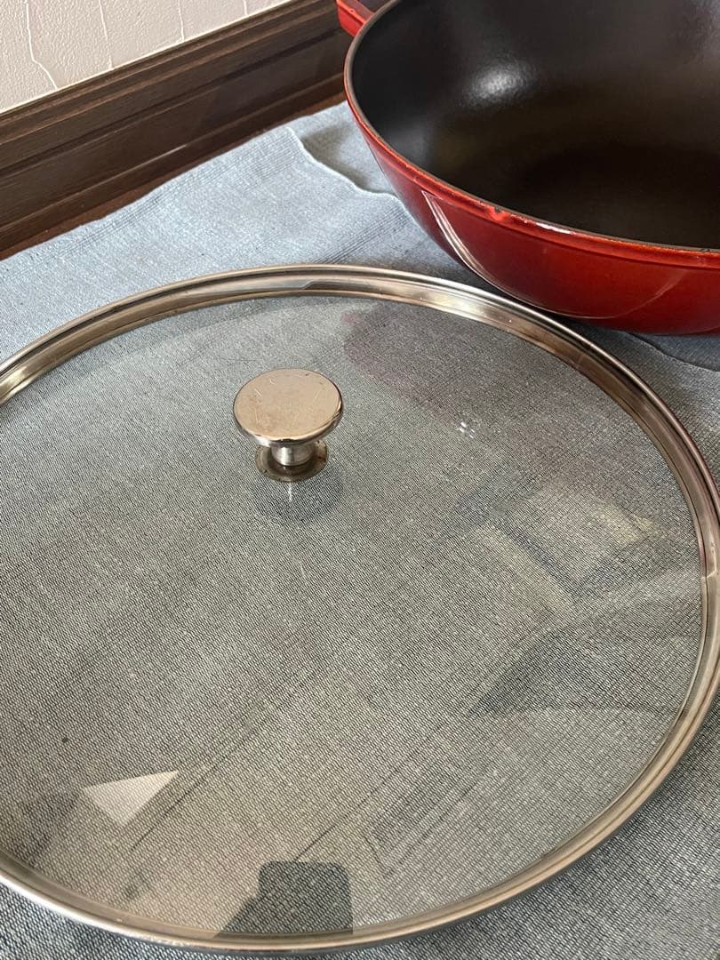 週末Sale❗️STAUB 鍋 レッド 透明ガラス蓋付き　30cm