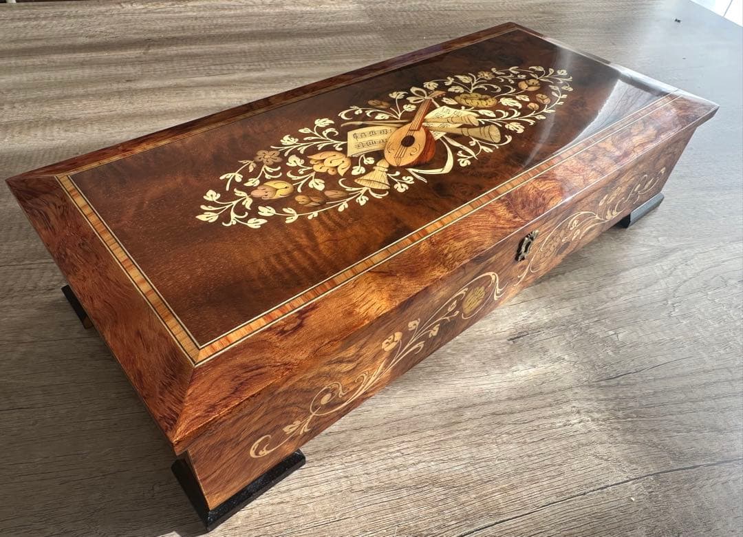 【スイス製】木製オルゴール