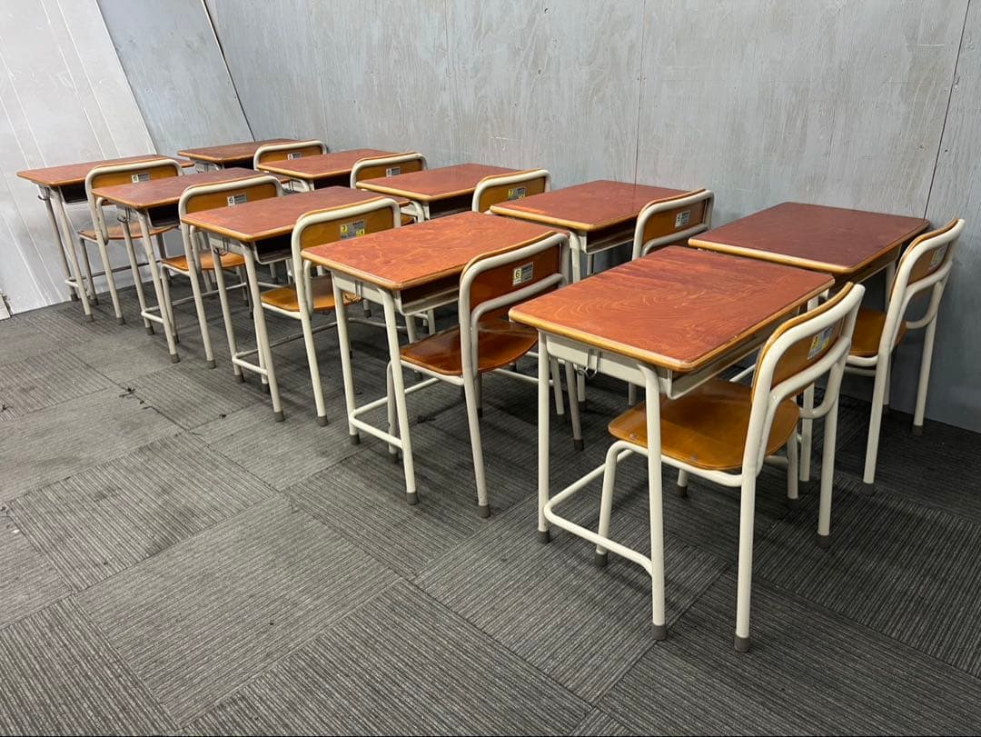 337◆格安配送地域あり◆ダイイチ◆学童机・椅子10組(旧JIS6号)学校学習塾