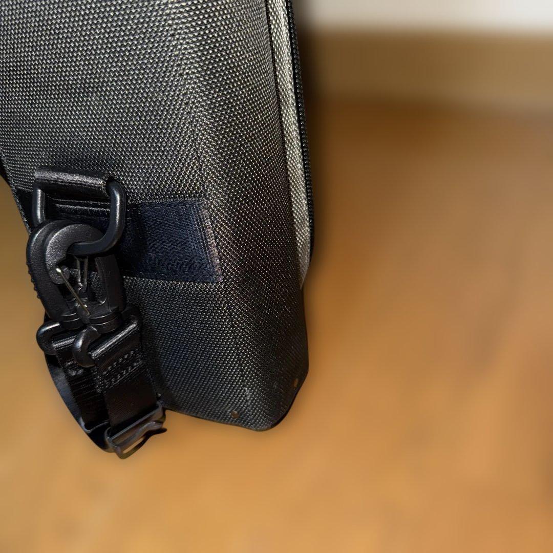 3 Seconds 3B/5S ハードケース （ブラック×グレー)