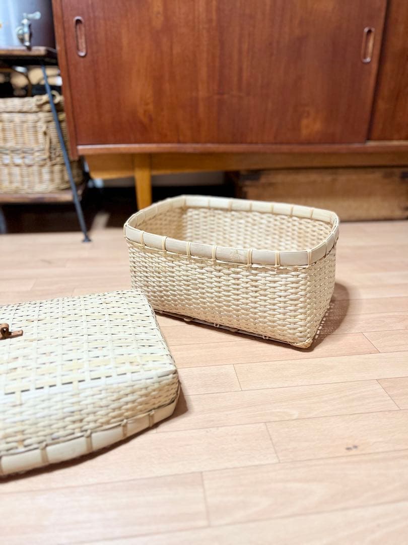 ワランワヤン　カゴ・蓋つきバスケット・竹かご・蓋つきカゴ