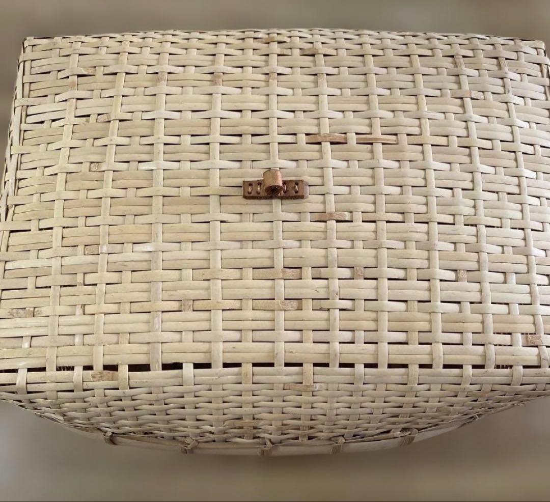 ワランワヤン　カゴ・蓋つきバスケット・竹かご・蓋つきカゴ