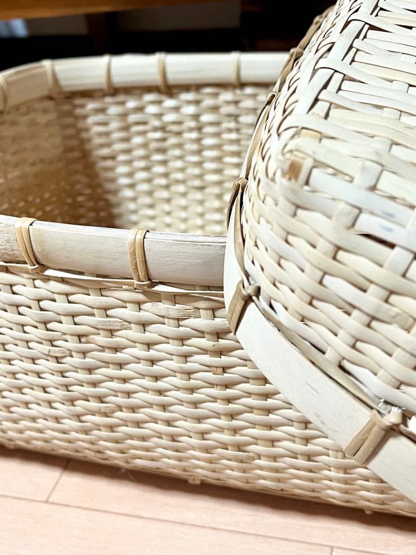 ワランワヤン　カゴ・蓋つきバスケット・竹かご・蓋つきカゴ