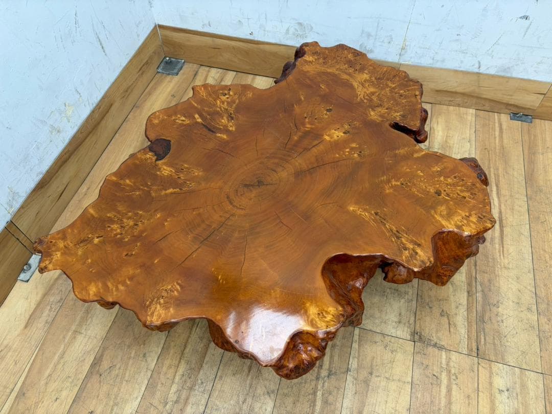 T8031☆美品☆天然木☆無垢材☆輪切り☆一枚板☆瘤☆最高級☆座卓☆テーブル☆