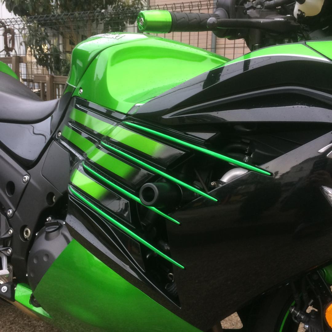 ZX-14R/ZZR1400 サイドフィンデカール ライムグリーン - メルカリ