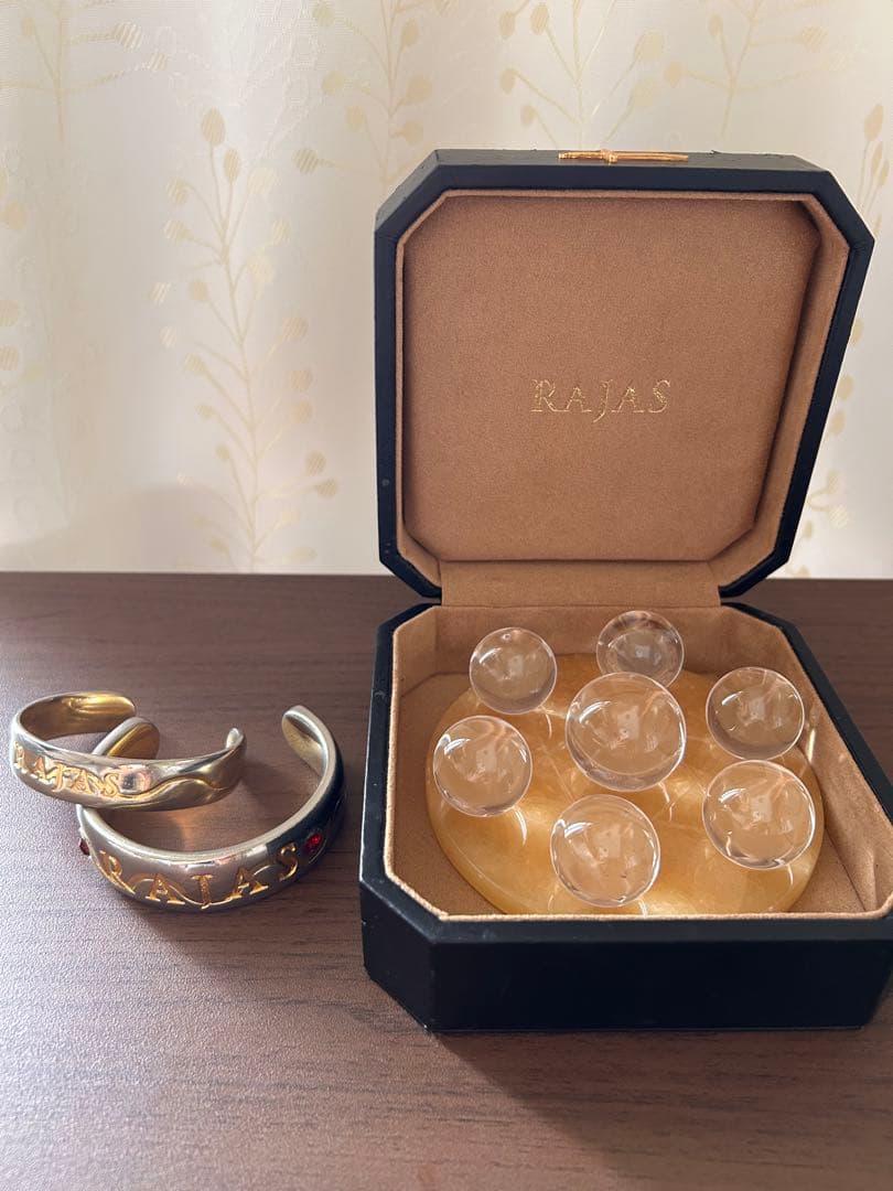 【美品・お得セット】RAJAS ラジャスリング大・小＋水晶8個＋ケース付