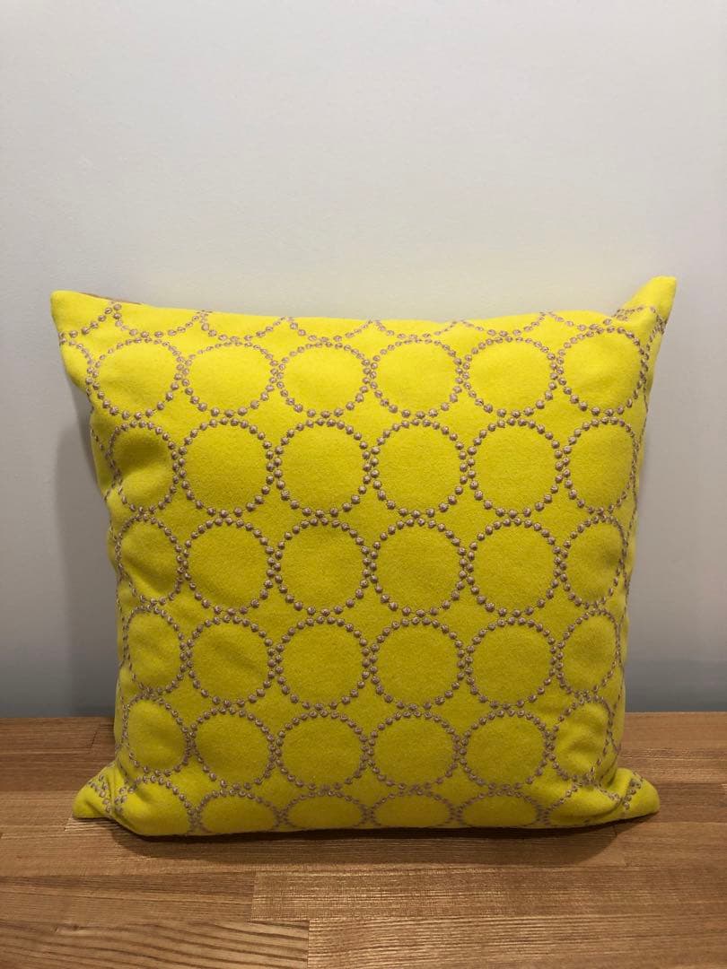 ミナペルホネン  minaperhonen タンバリン　クッション小　イエロー